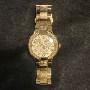 Guess Gold-Tone Crystal Accent Women's Bracelet Watch
